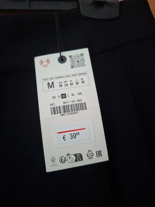 Pantalón negro ancho talla M