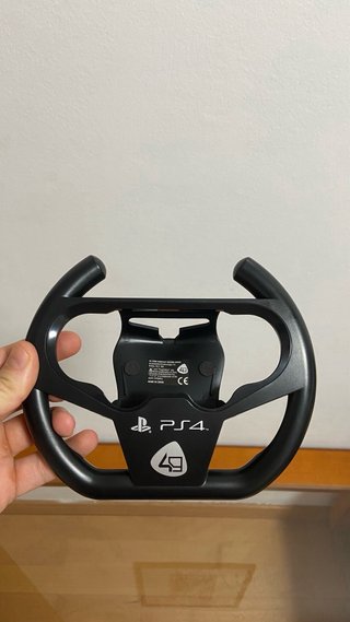 Compact Racing Wheel 4Gamers para PS4