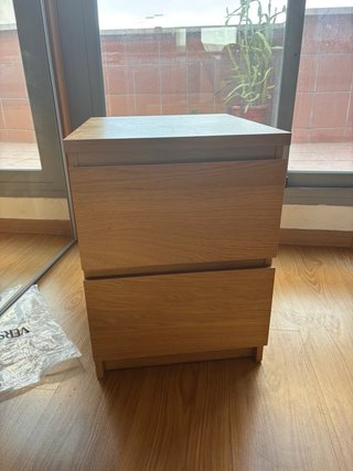 Mesita de noche Malm IKEA