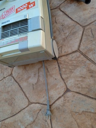 Aspirador Philips 4 Filtros 1200W