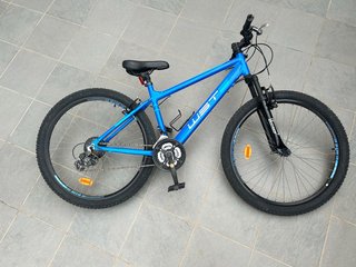 Bicicleta WST Cosmo 27.5” 21V. Año 2024. Talla L