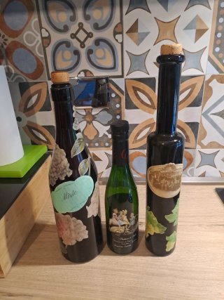 3 Bottiglie decorative vuote