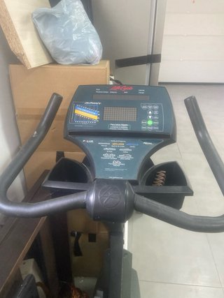 Bicicleta Estática Life Fitness