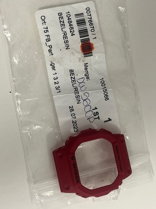 Casio G-Shock DW-5600 Bezel Rojo