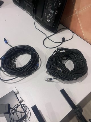 Equipo de Sonido Behringer