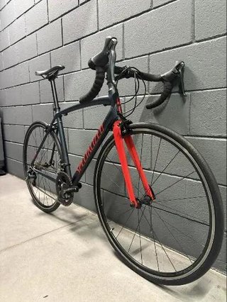 Bicicleta de carreterea Spezialidez Allez