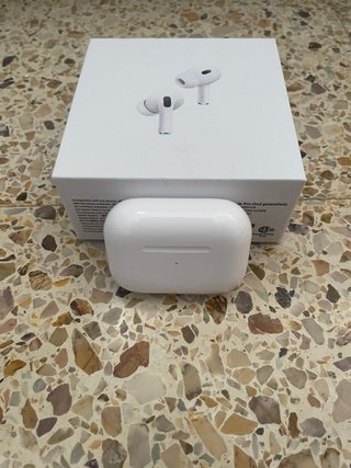 Auriculares Apple AirPods Pro (2ª gen)