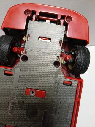 Ferrari F40 1/18