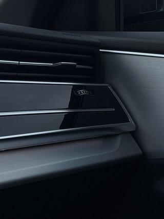 Audi Q8 60 TFSIe Black Line Plus