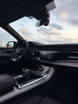 Audi Q8 60 TFSIe Black Line Plus