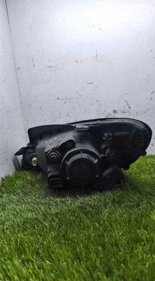 223047 921021c500 faro derecho hyundai getz