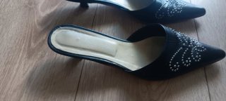 Sandalias negras CARLO CONTI tacon chupete