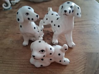 Figuras de porcelana familia de dálmatas