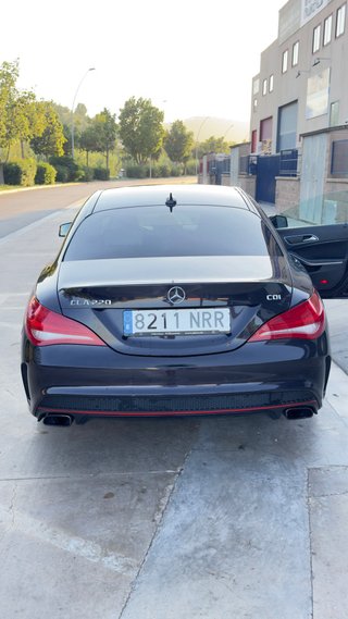 Mercedes-Benz Clase CLA 2015
