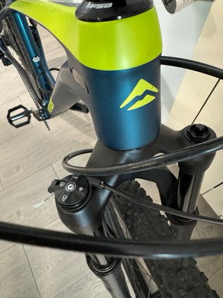 Bicicleta Merida Carbono orbea trek cube scott mmr