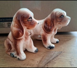 Dos figuras de porcelana.