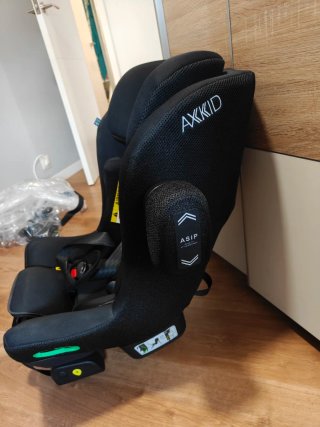 Silla de coche Axkid Movekid a contramarcha