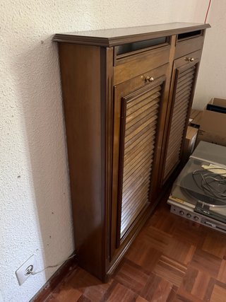 Cubre radiador de madera clásico - Nogal