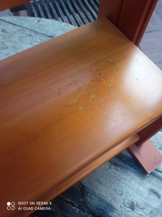 Estantería de madera CD