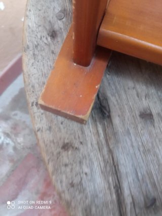 Estantería de madera CD