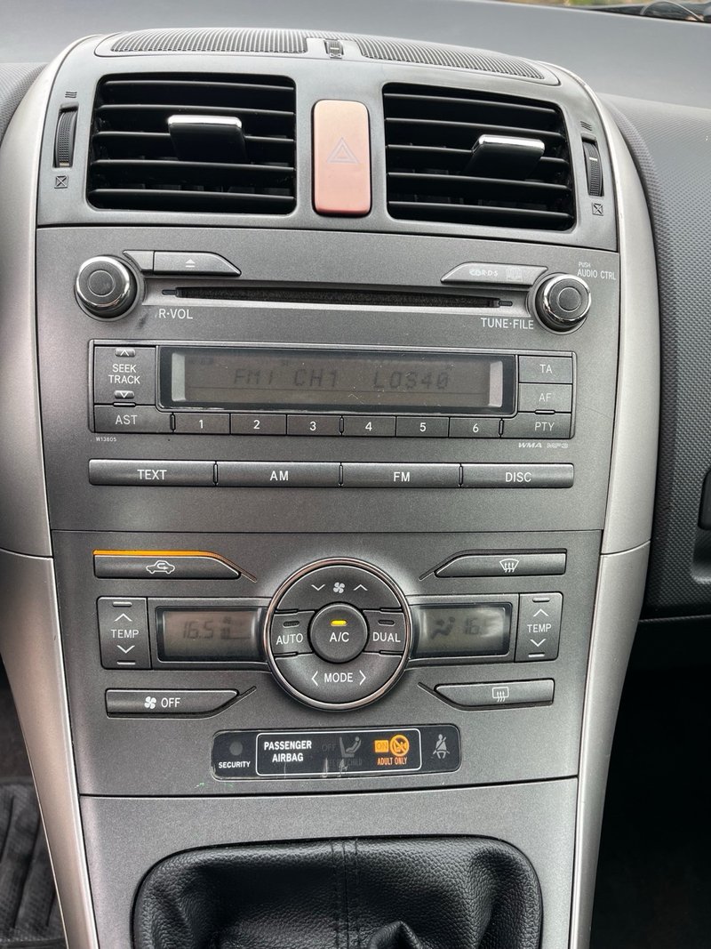 Toyota Auris 1.6 VVT-i Sol 3p / 5p 2008, foto 10