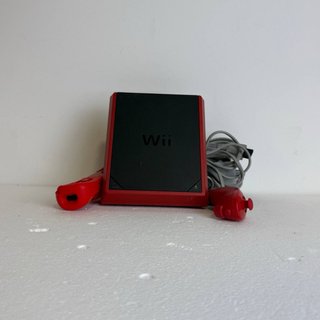 Nintendo Wii Mini Rossa con Mario Kart integrato