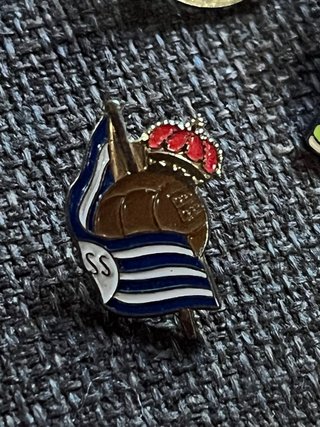 Colección de 23 Pins de Fútbol
