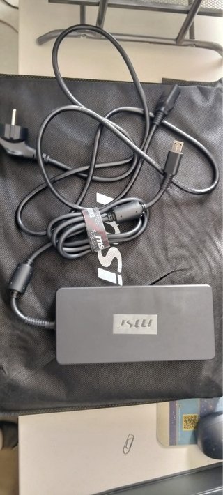 MSI Vector 18 HX AI A2XW