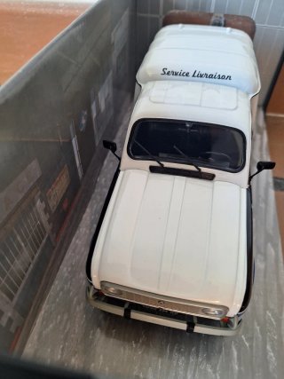 Renault 4 L F4 Solido Ed. Limitada 1:18