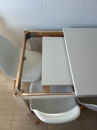 Mesa extensible de Comedor Blanca con 4 Sillas