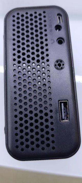Mini proyector negro