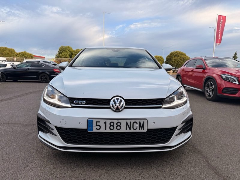 Volkswagen Golf 2019, foto 2