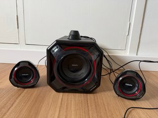 Altavoces Philips 2.1