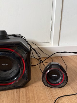 Altavoces Philips 2.1