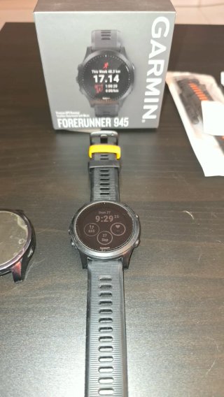 Reloj Garmin Forerunner 945 Negro/Naranja