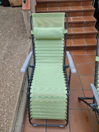 Sillas reclinables de exterior verdes