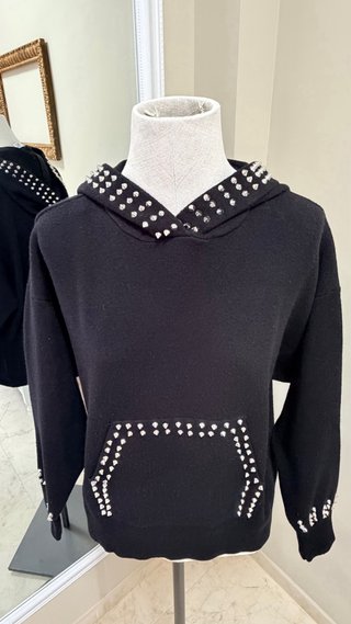 Sudadera Zara Negra Tachuelas