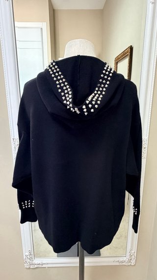 Sudadera Zara Negra Tachuelas