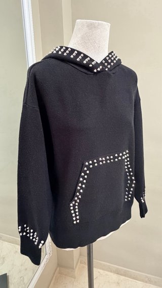 Sudadera Zara Negra Tachuelas
