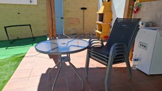 Conjunto mesa y sillas jardín cristal y metal