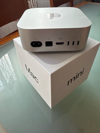 Mac mini M4 Plata