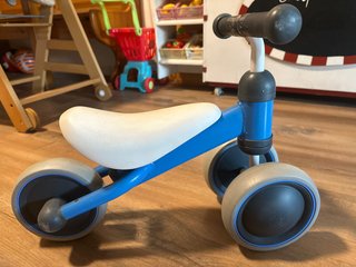 Bicicleta de equilibrio HOMCOM para bebé
