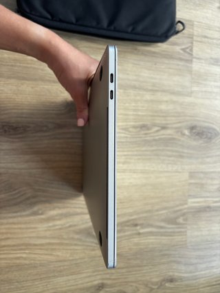 MacBook Pro 13 2018 i5 8GB Touch Bar