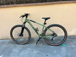 Bicicleta Cube Aim Verde