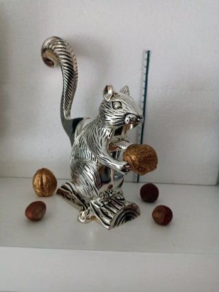 Cascanueces Ardilla Godinger Baño Plata Antiguo