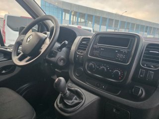 Renault Trafic passenger 6 plazas 2018
