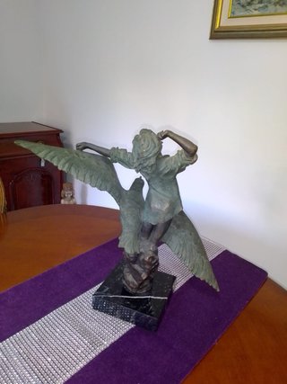 Figuras  Bofill Bronce Mujer  50€ cada una