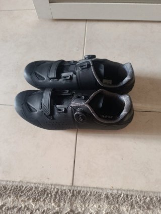 Zapatillas de Ciclismo B-Pro Negras talla 44