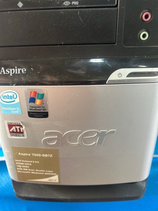 Acer Aspire T660-SB7Z PC Escritorio