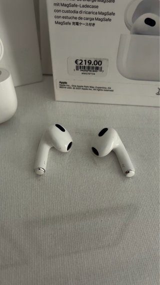 AirPods 3.ª Gen con MagSafe